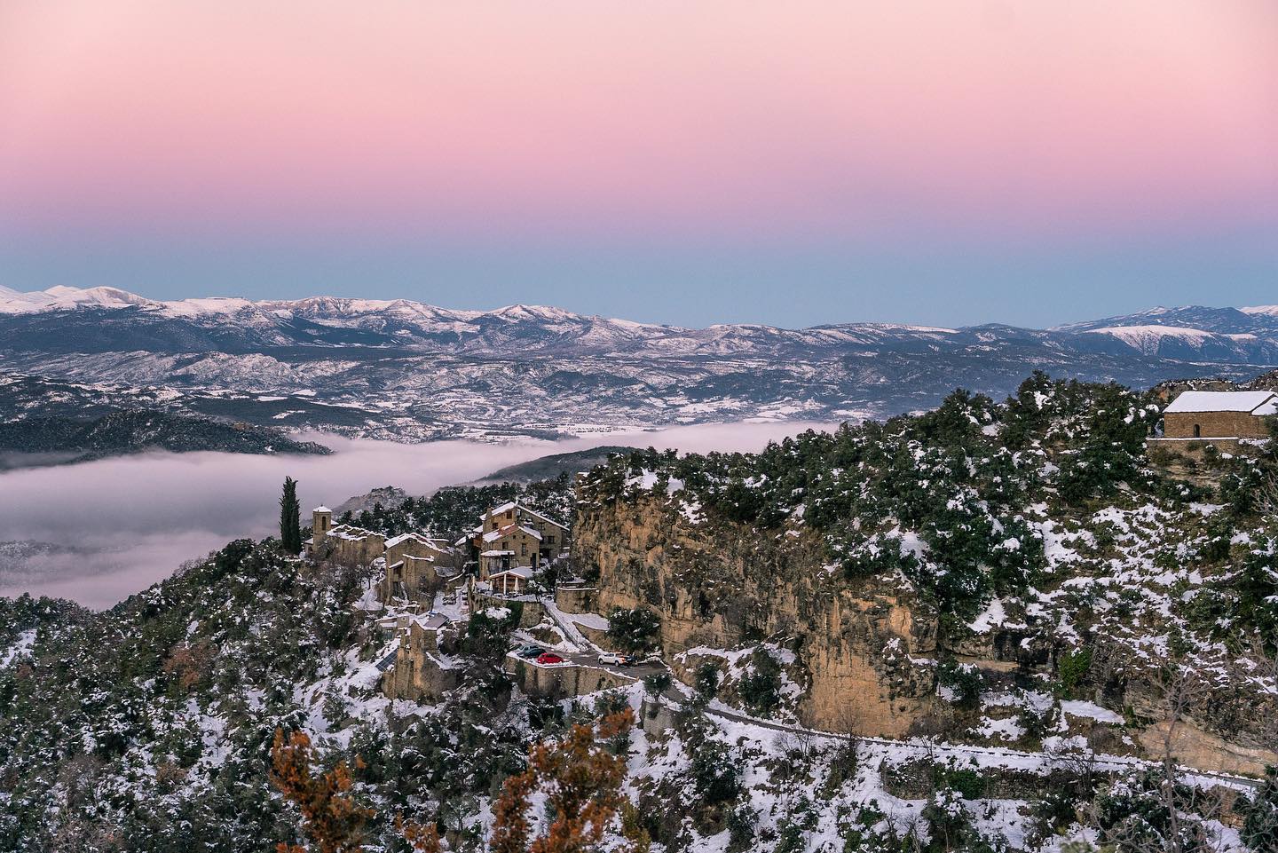 Panorámica de Pano (Huesca) nevado