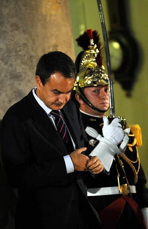 Zapatero tras la reunión con el Eurogrupo