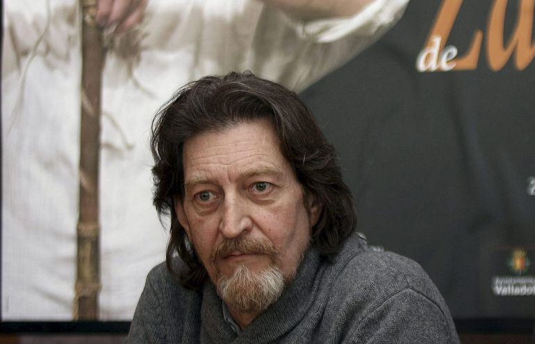 Los actores, Joaquín Notario (d) y José Luis Santos, durante la presentación de la obra 'El alcalde de Zalamea' que se representará en el teatro Calderón de Valladolid