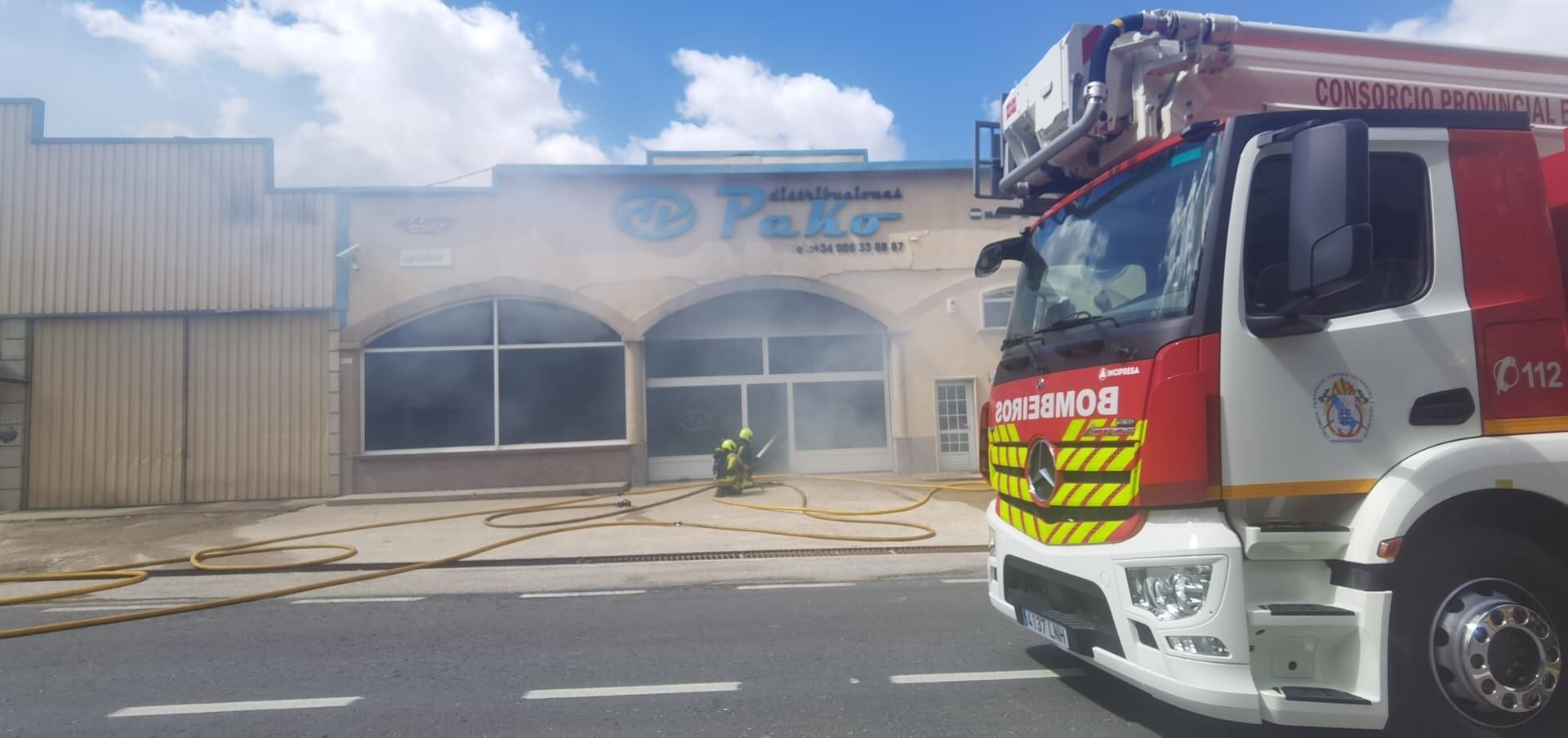 Los bomberos en el lugar del suceso