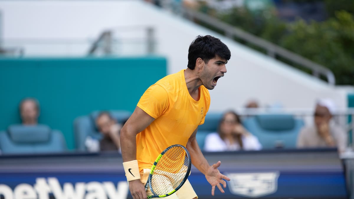 Álex Corretja habla sobre el enfado de Alcaraz en Miami: "Explotas cuando te desesperas con el rival y no te salen las cosas"