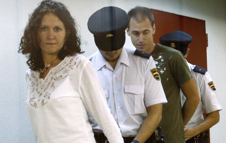 Mikel Orbegozo y Sara Majarenas, detenidos el 17 de febrero de 2005.