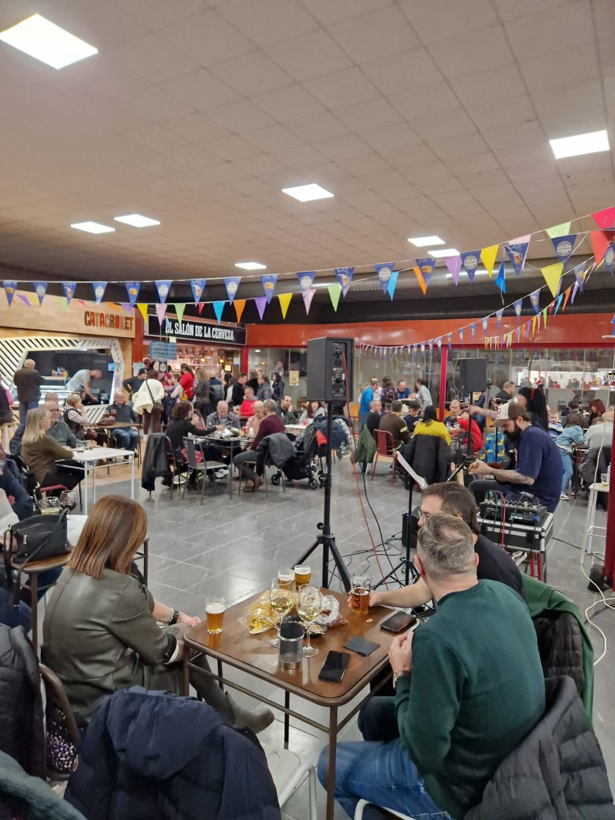 Actos de navidad en el mercado municipal