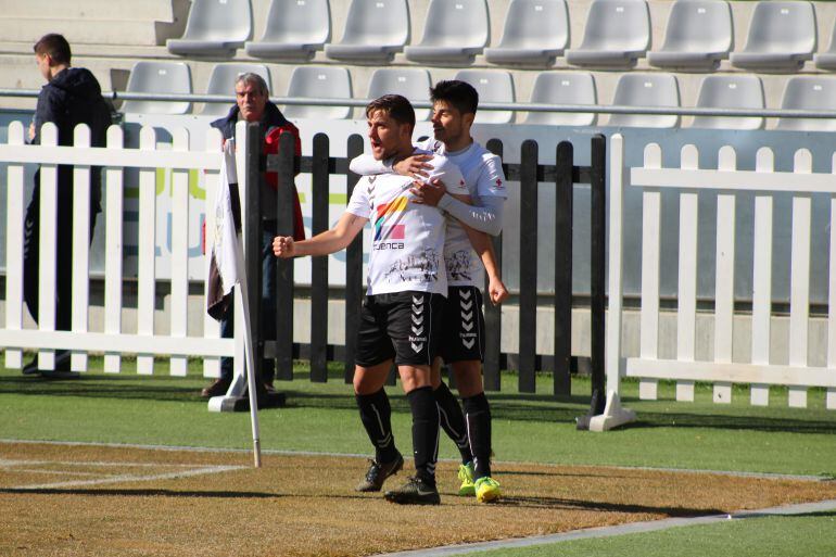 Héctor Rubio, celebra su gol ante el Madridejos 