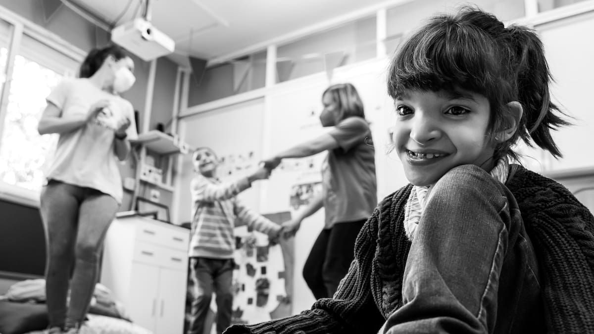 Amor, cuidados y resiliencia: así es crecer con el síndrome de Mowat-Wilson