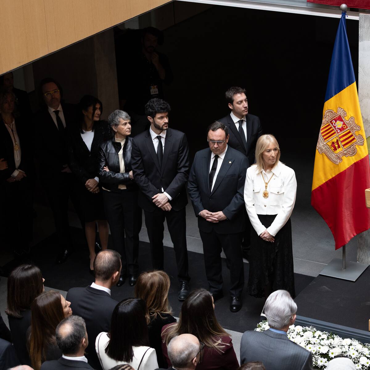 El síndic general lamenta que en política internacional imperi "la llei del més fort"