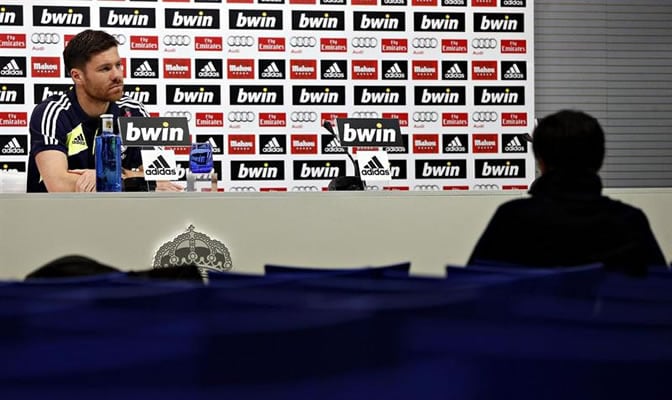 Xabi Alonso comparece en rueda de prensa