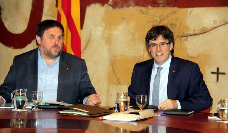 Oriol Junqueras y Carles Puigdemont en una reunión del Consell Executiu