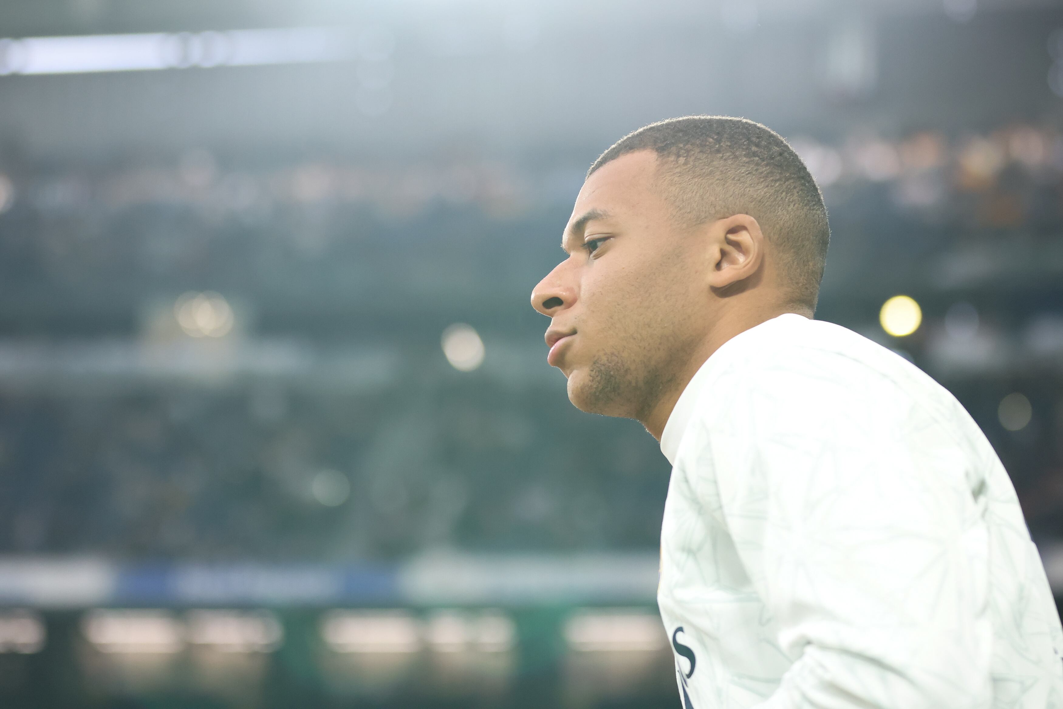 "No pasa nada, no se cae el mundo...": Alkorta pide paciencia para que Mbappé haga "lo que le dé la gana" en el Real Madrid