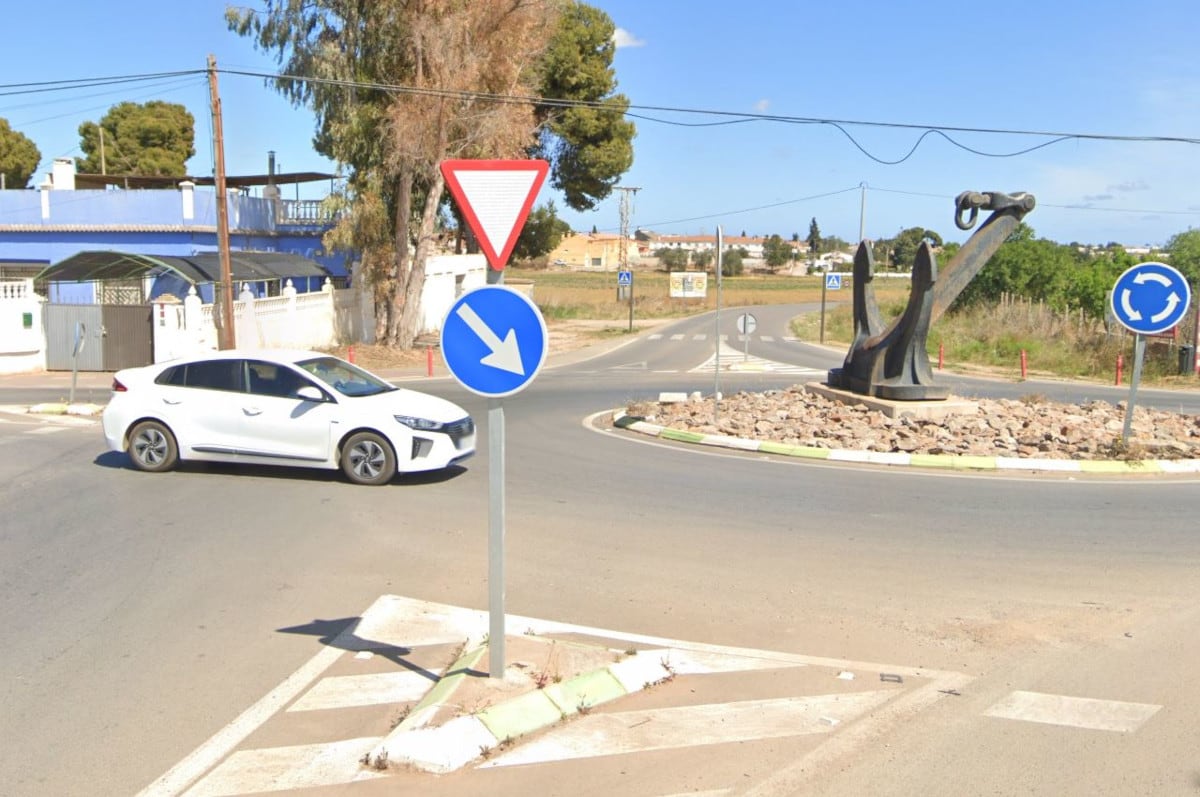 Camino del Sifón que conecta la AP 7 con la N-301 en Santa Ana