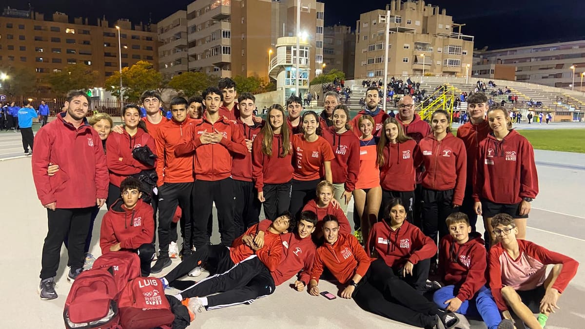 El CAPET Petrer firma una sobresaliente actuación en el Provincial Absoluto por equipos de Elche