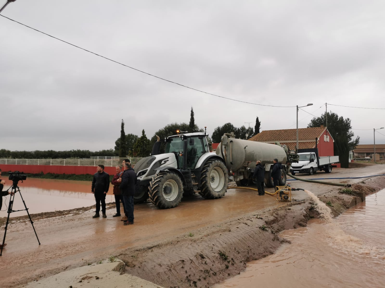 Cultivos anegados por las lluvias en Lorca