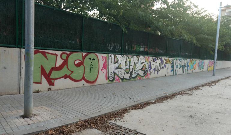 Pintades a una paret de Tarragona. 