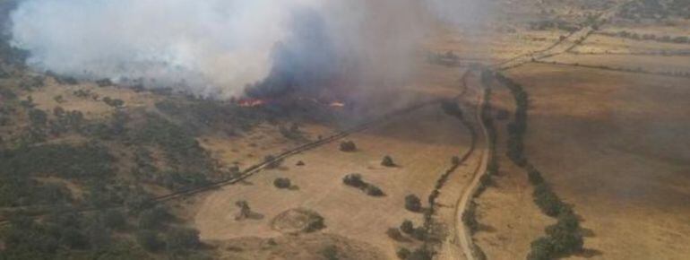 Imagen aérea del incendio de Navalcán