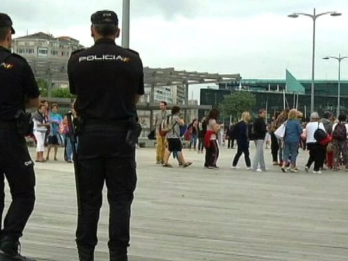 Desalojada una fiesta con 9 personas en un domicilio