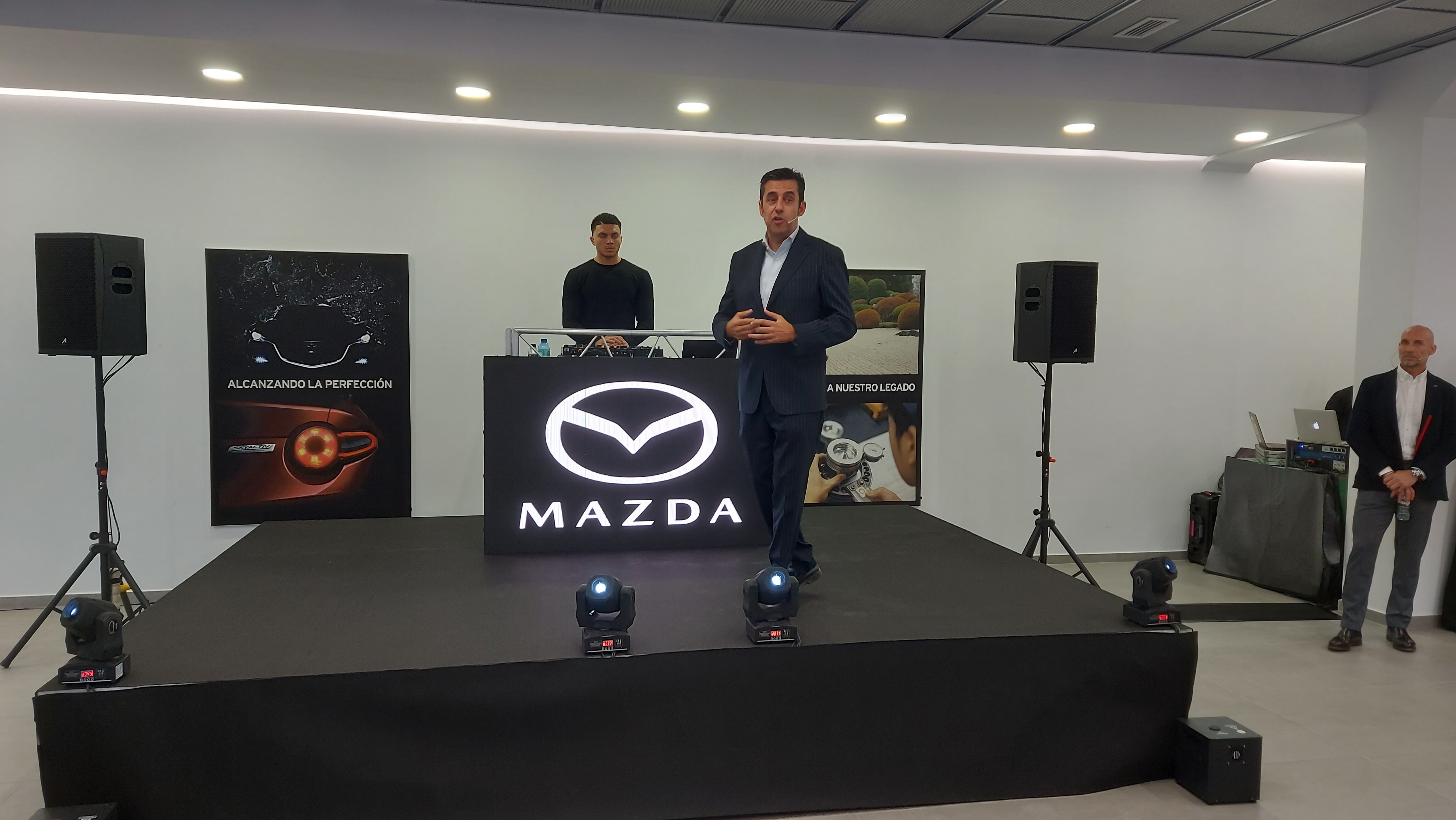 Ignacio Beamud, presidente y CEO de Mazda España durante la inauguración