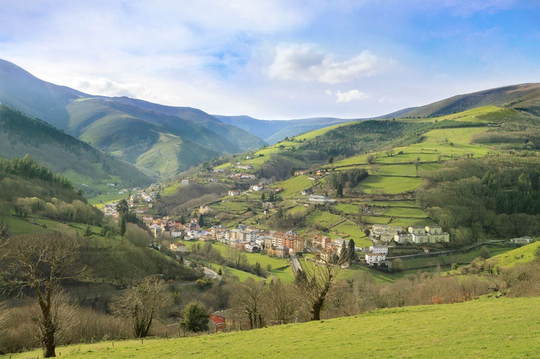 Vista de Pola de Allande, la capital del concejo