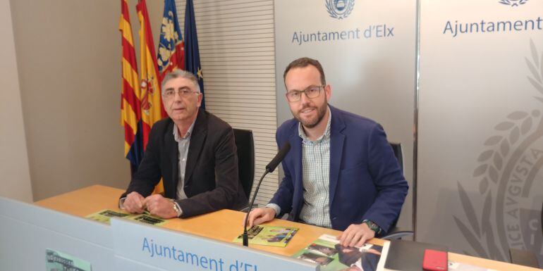 Héctor Díez junto con un empresario del Polígono de Carrús