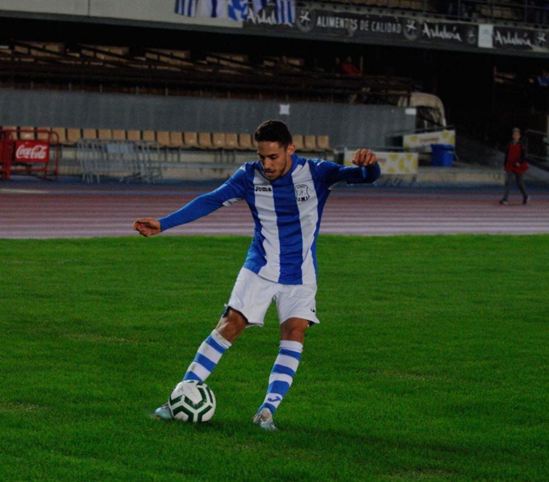 Manuel Caballero durante un partido esta última temporada