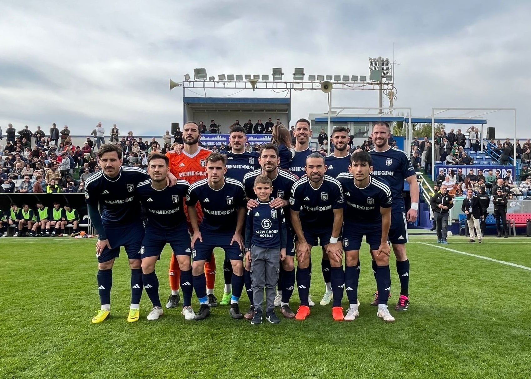 Imagen del once inicial del C.F. Benidorm