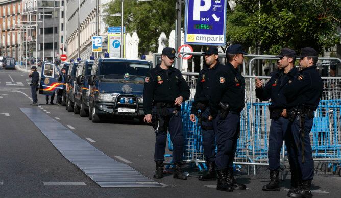 Policía Nacional en torno al Congreso de los Diputados