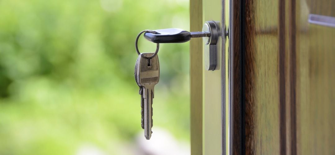 Accedían forzando el bombín de la cerradura cuando no había nadie dentro