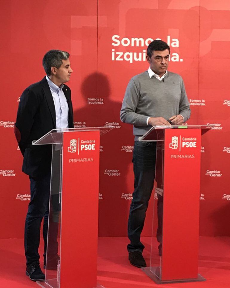 Los dos candidatos momentos antes de comenzar el debate.