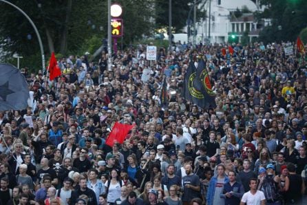 Imagen de los protestantes antisistema durante el G20 de Hamburgo.