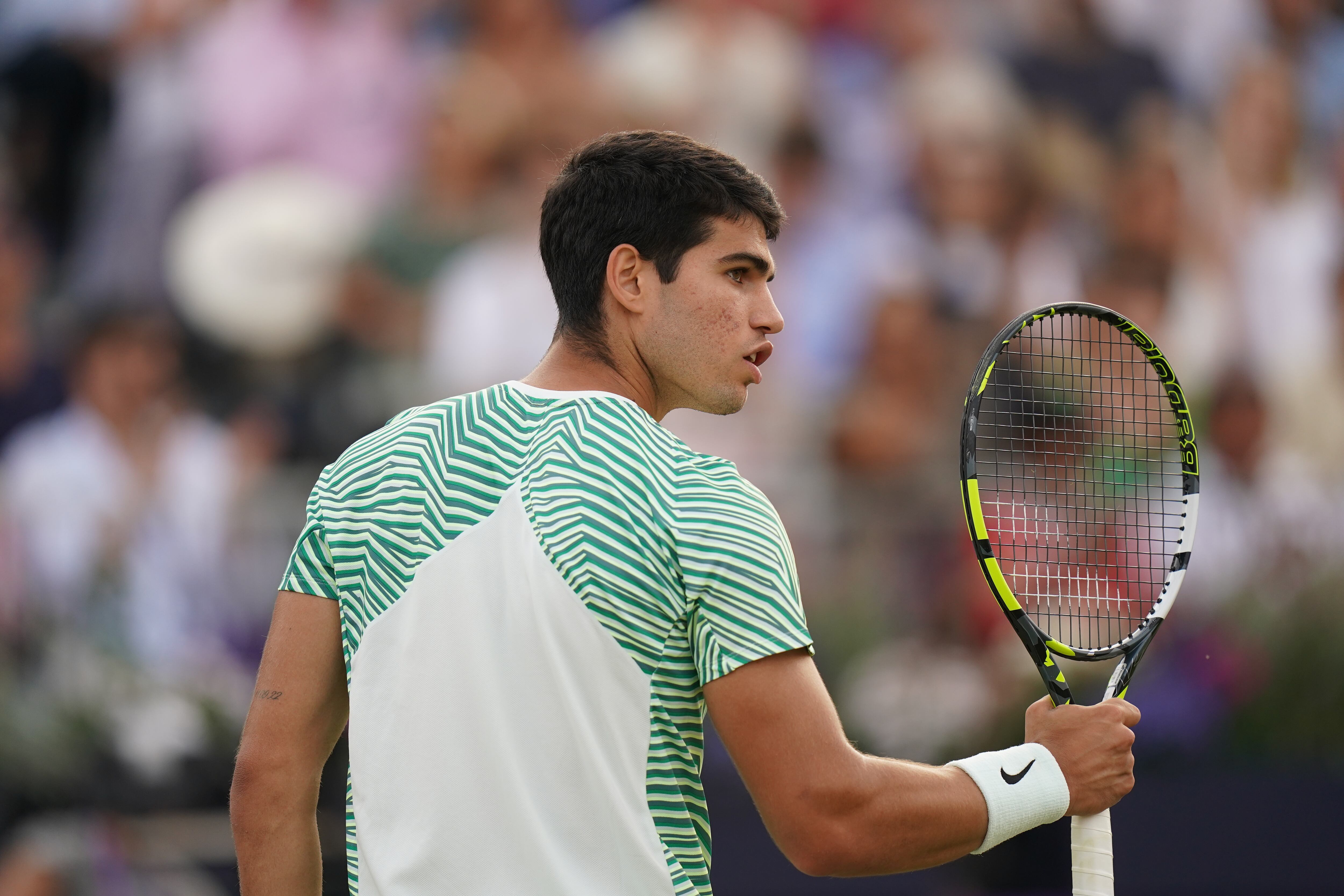 Carlos Alcaraz celebra un punto ante Dimitrov en Londres. (Photo by Adam Davy/PA Images via Getty Images)