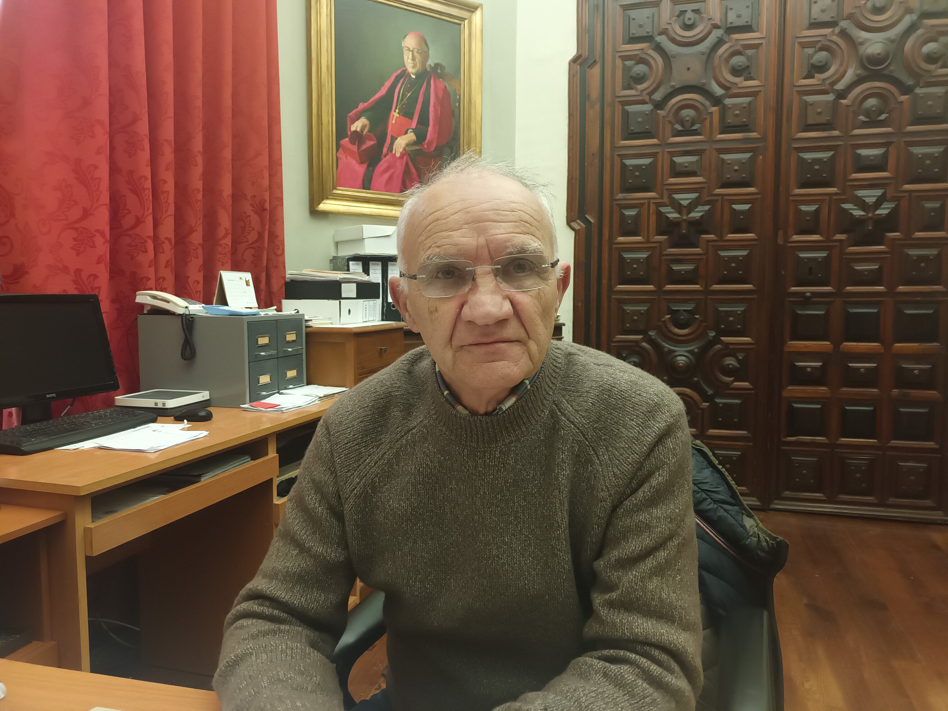 Jesús Goicoechea es el responsable del cementerio del Cabildo Catedral