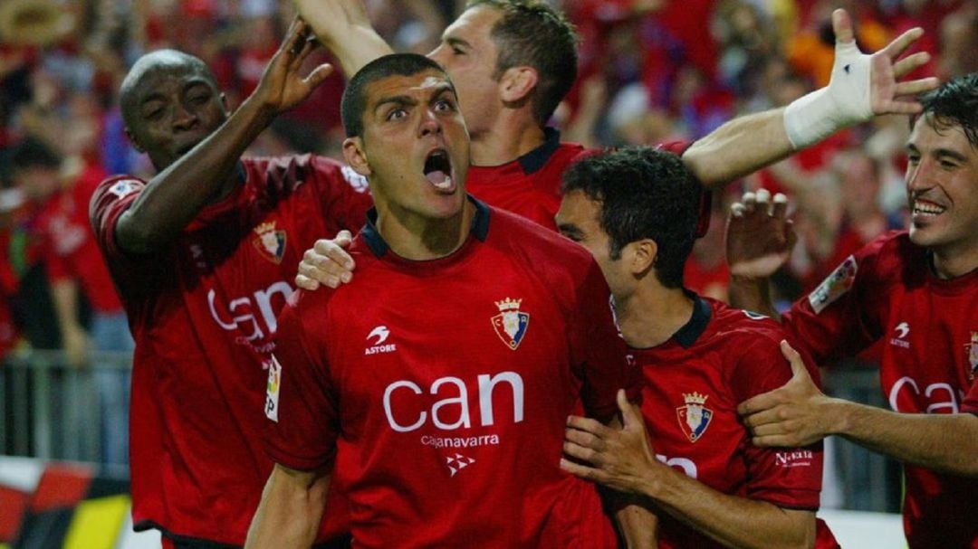 Celebración del gol de Aloisi en el Calderón aquel 11 de junio 2005 