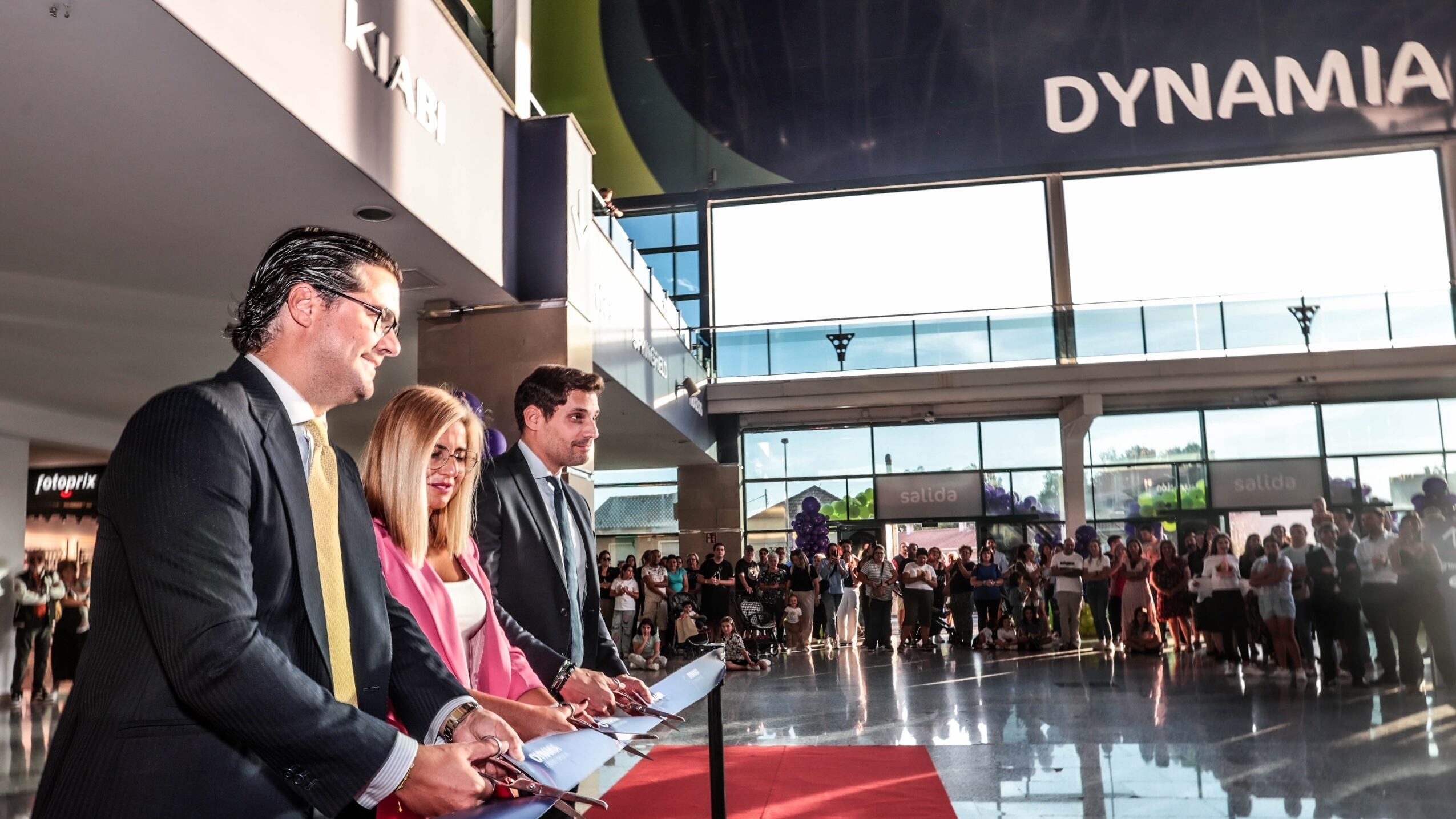 La alcaldesa de Petrer, Irene Navarro, ha participado en el acto de reinauguración de Dynamia