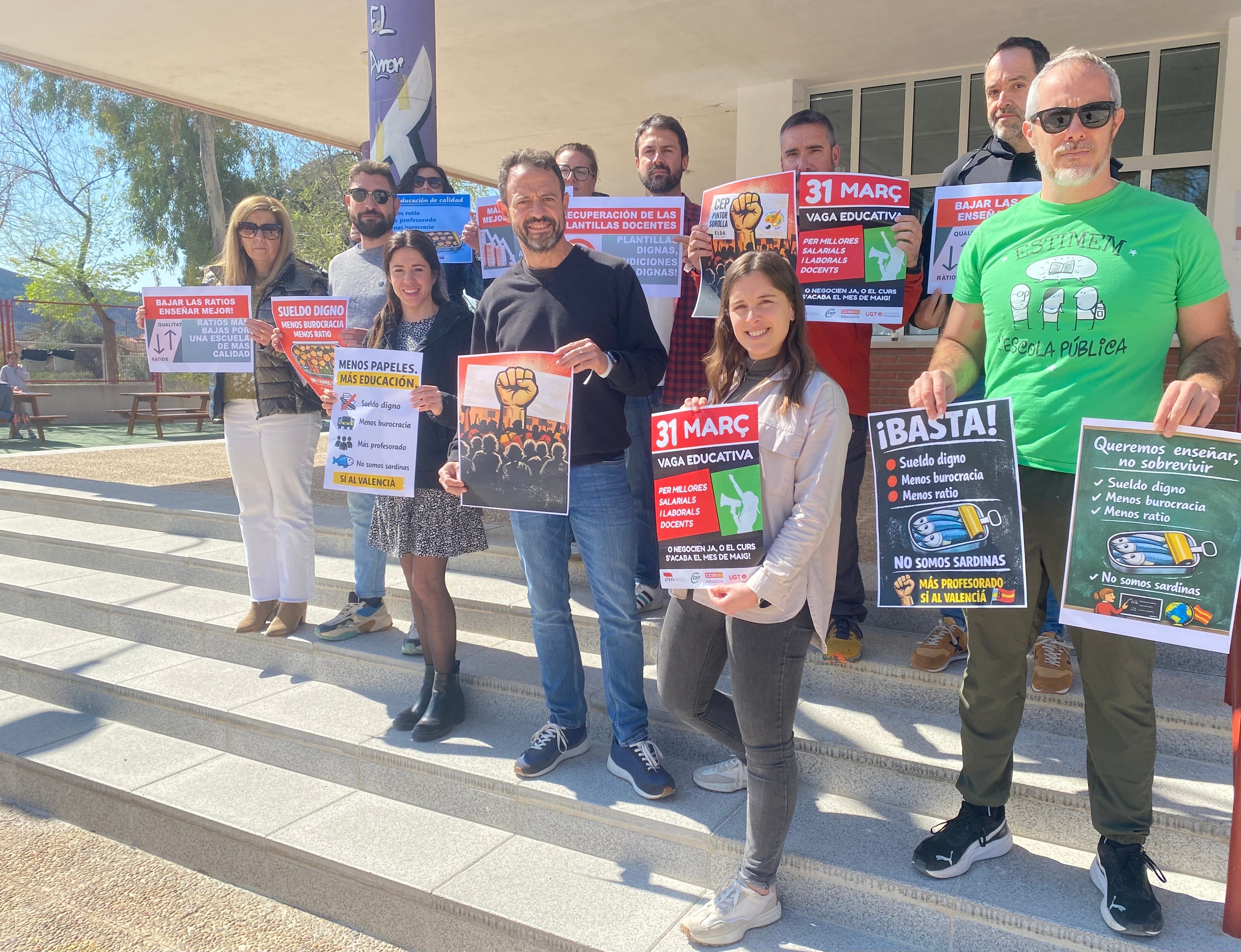 Los docentes del CEIP Pintor Sorolla también se han sumado a las concentraciones