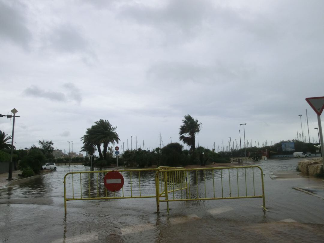 Zona de la Marineta Cassiana inundada.