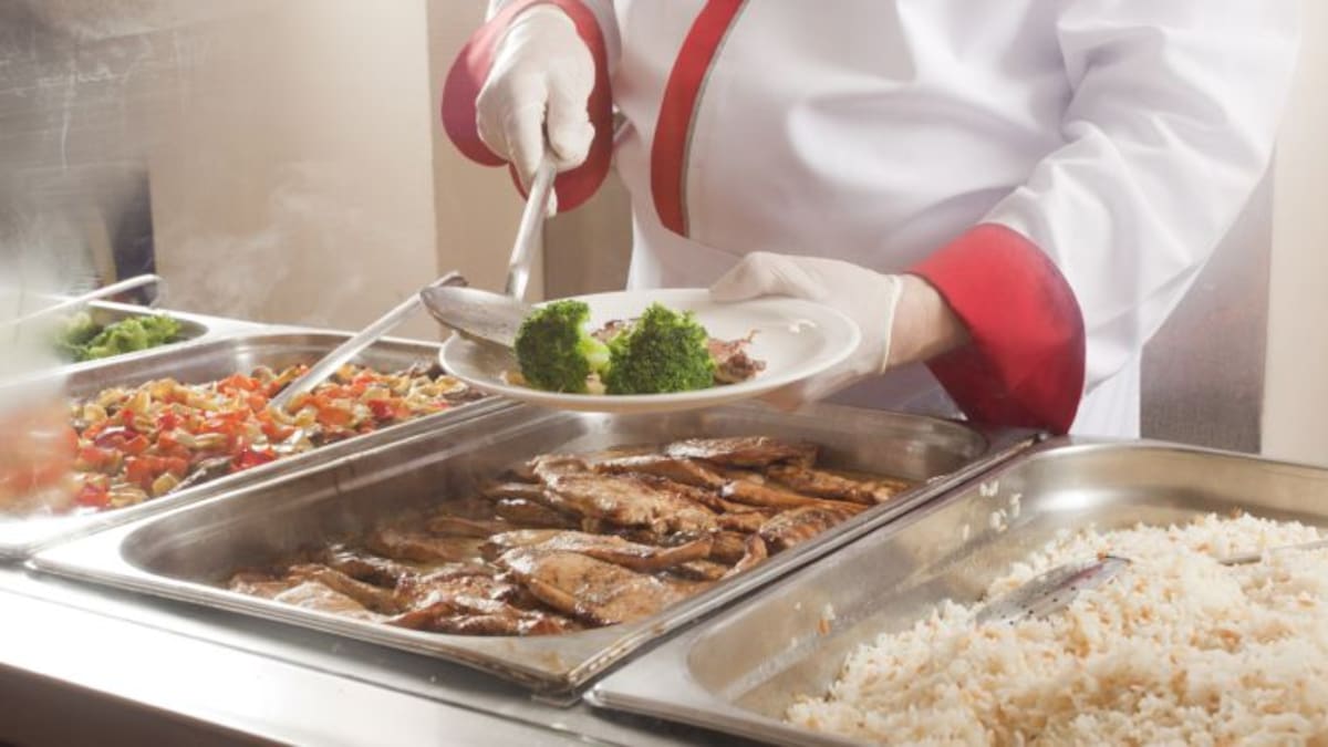 El PP rechaza abrir dos comedores escolares en verano en la ciudad