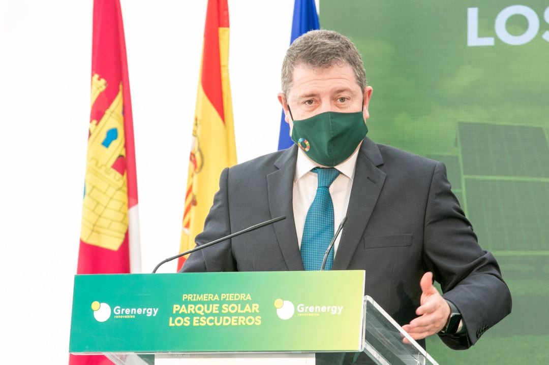 García-Page, durante el acto de la primera piedra del parque solar Los Escuderos