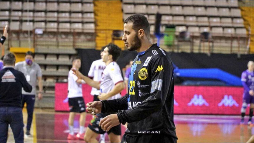 En el Dinamo de Bucarest están interesados en Khalifa Gebdane 