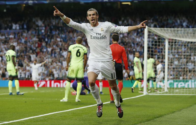 Bale celebra el primer gol del partido ante el Manchester City 