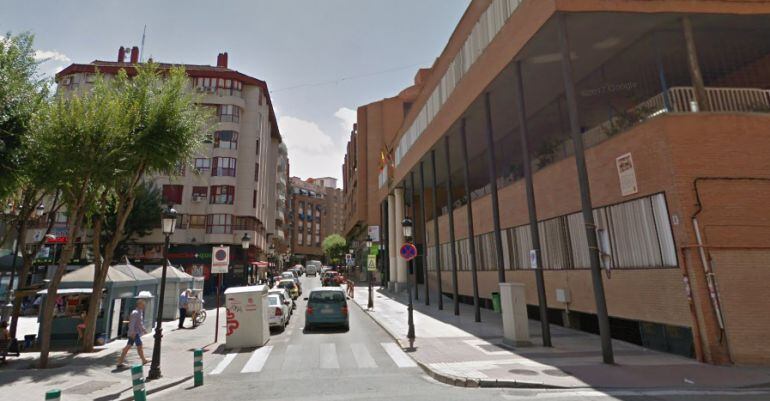 La calle Carnicerías seguirá hoy cortada