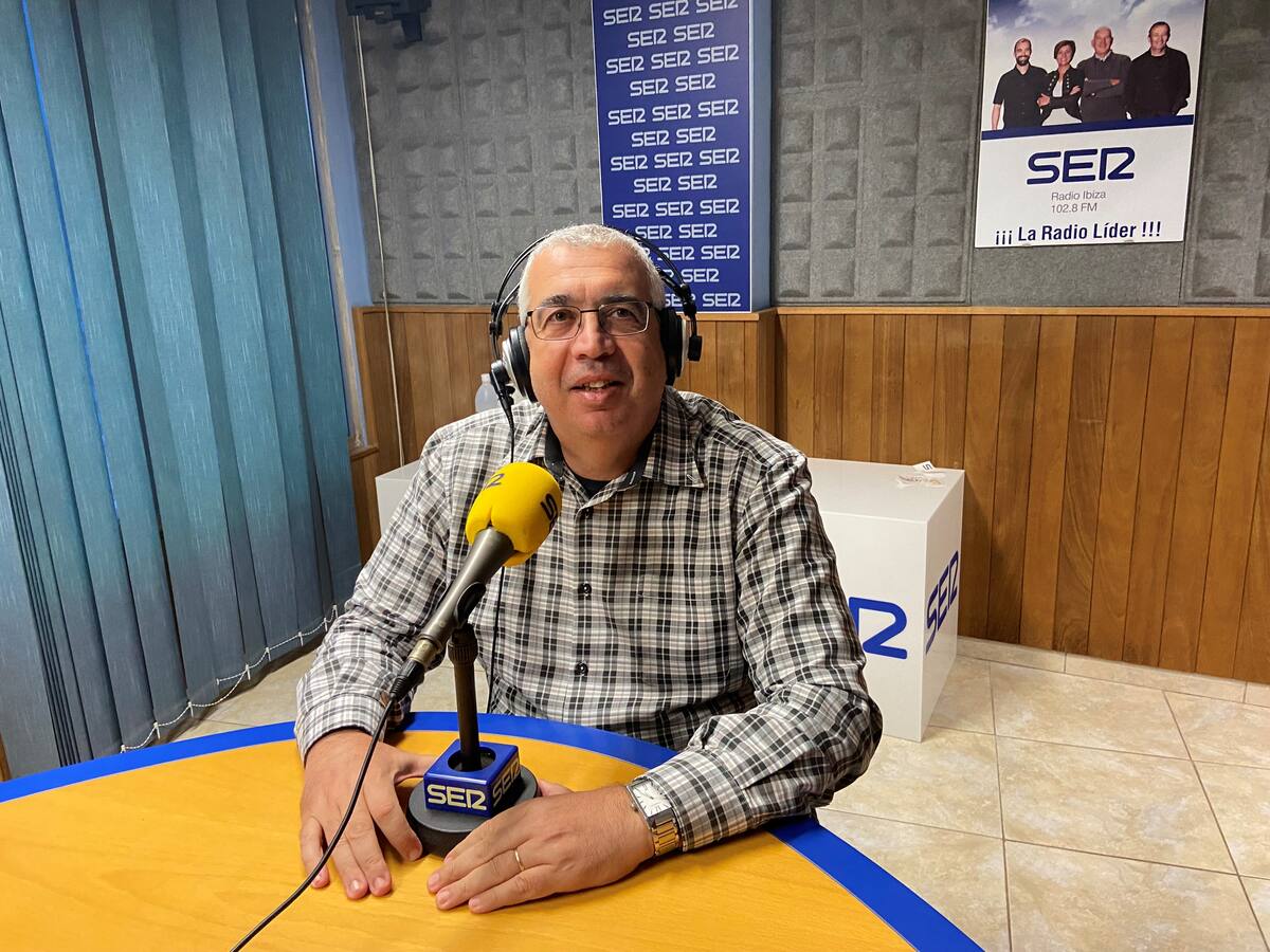 Una ruta por ses Formigues que puede terminar en comilona de 'pebrassos'