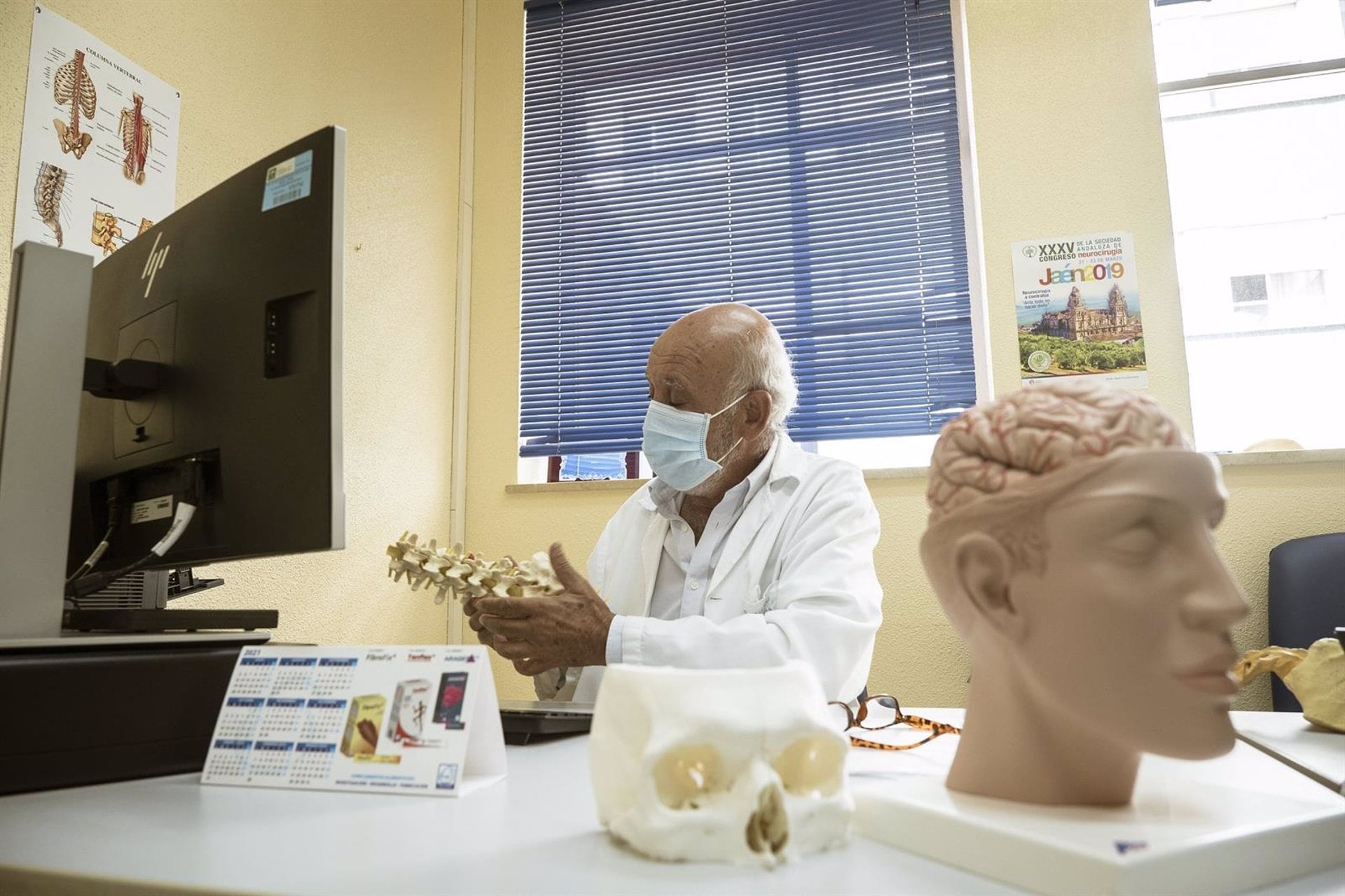 29/09/2021 El jefe de Neurocirugía del Hospital de Jaén, Osamah El-rubaidi
POLITICA ANDALUCÍA ESPAÑA EUROPA JAÉN
JUNTA DE ANDALUCÍA
