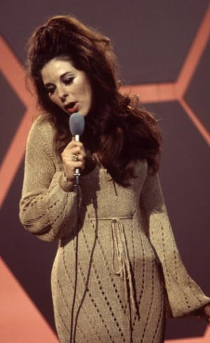 Bobbie Gentry durante una actuación en la BBC en los años 70