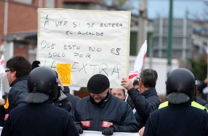 Manifestación de los conductores de Auvasa en la huelga de finales de 2012