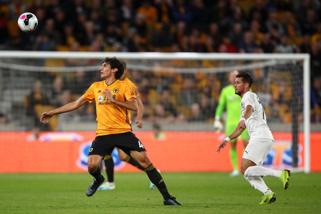 Vallejo, en un partido de Europa League con los Wolves