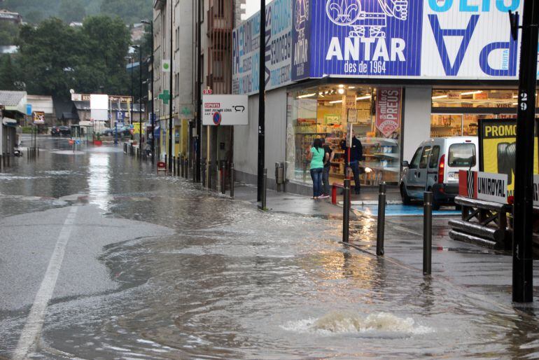 El comú d'Andorra la Vella ha aprovat avui les obres de canalització de Santa Coloma que acabi amb les inundacions