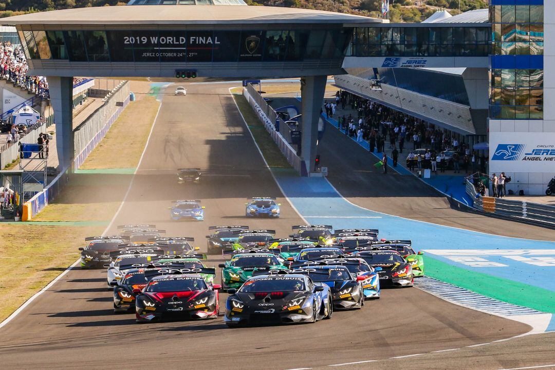 Imagen de la primera jornada de la Final del Trofeo Lamborghini