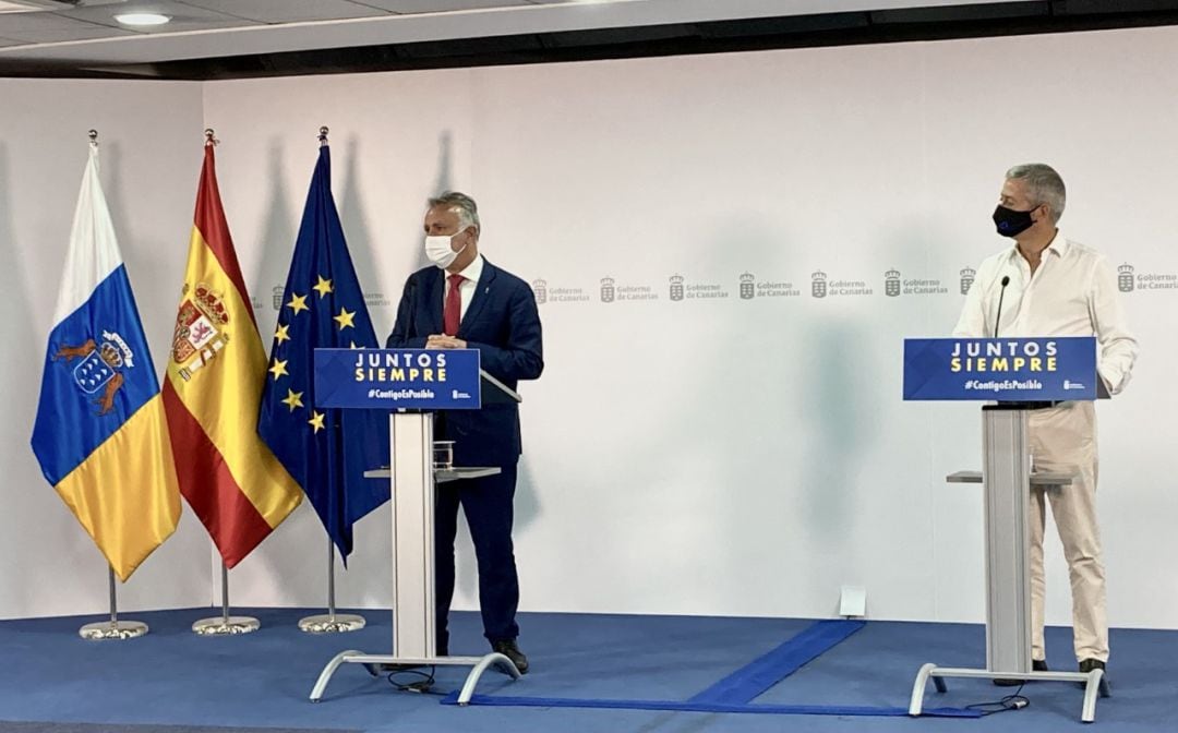 Angel Víctor Torres y Agustín Manrique de Lara