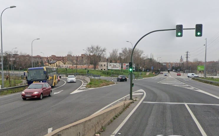 Los vecinos de Vereda de los Estudiantes llevan años reclamando más seguridad en la carretera a su paso por Leganés