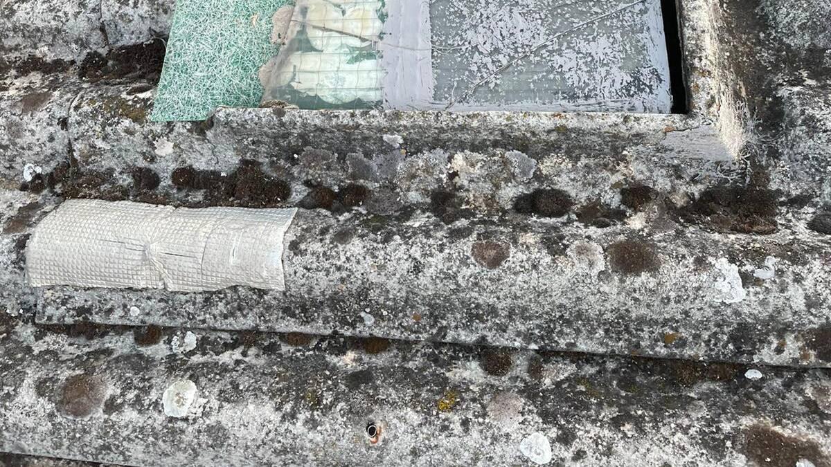 La Junta se compromete a cambiar el tejado de uralita del colegio San Claudio este mismo año