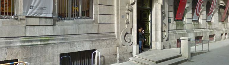 Biblioteca de estudios locales, A Coruña